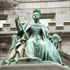 Queen Victoria statue to represent Undergraduate History Society